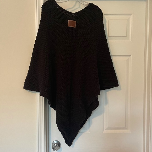 Love Your Melon Shawl - Picture 2 of 2